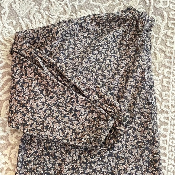Universal Thread Mini Floral Peasant Popover - Picture 14 of 16